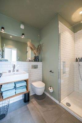 Best_Place_Wilhelmine_Gemberg_Weg_11_Bad2-50