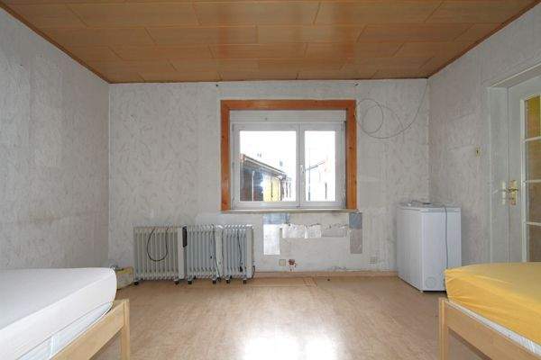 02 05 EG Wohnzimmer (1).jpg