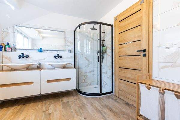 Tageslichtbad_Vorderhaus_OG