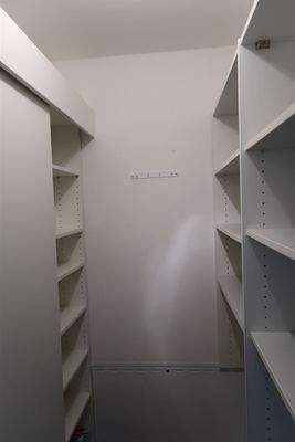 Schrank