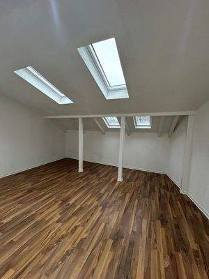 WhatsApp Image 2025-12-19 at 08.43.42