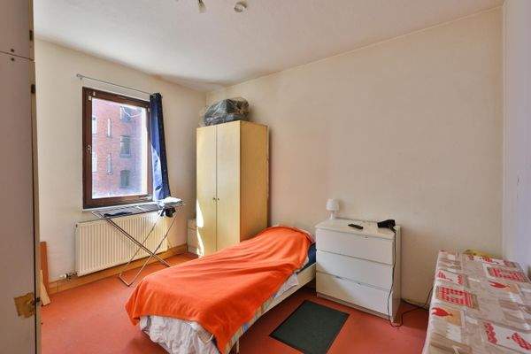 1. OG rechts Schlafzimmer 