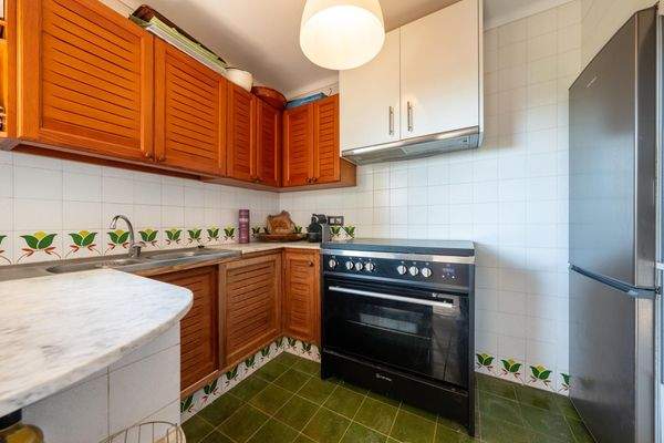 76485863-b7ea-4a4a-a2de-ad1d4f324195