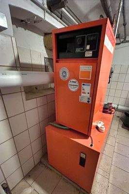 Heizung für Wohneinheit 2+4 im Keller