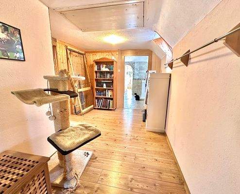 einladender Flur im OG