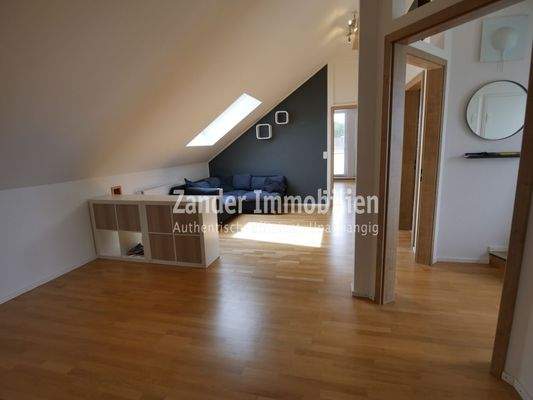 Durchgangsflur / Büro