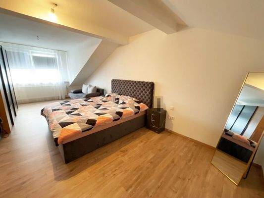 DG Wohnung Schlafzimmer