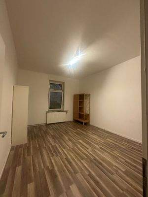 Geräumiges Schlafzimmer