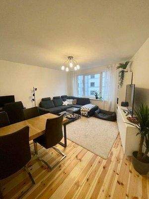 Wohnzimmer mit Einrichtungsbeispiel