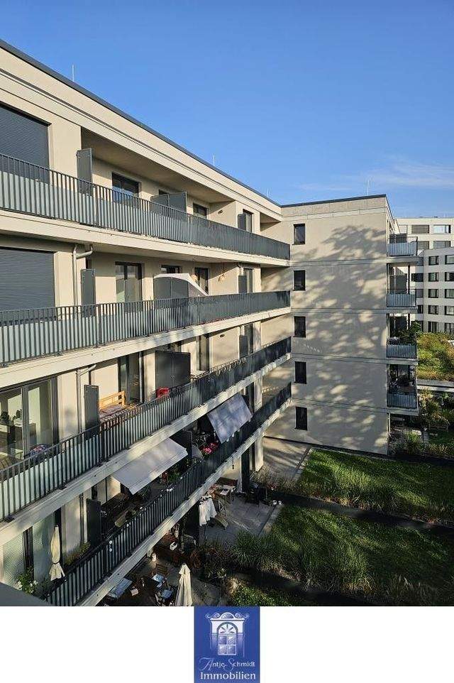 Traumhafte Wohnung mit exklusiver Ausstattung, EBK, zwei Bäder und Terrasse! - Foto 5