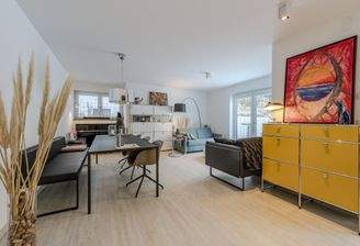 Großzügiger Wohn-/ Essbereich