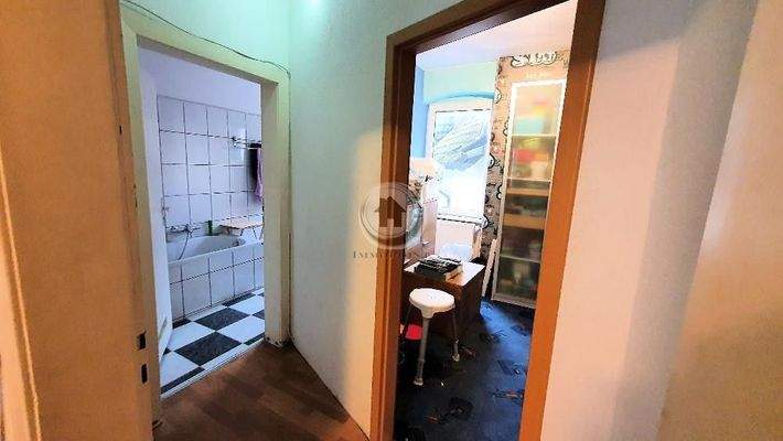 Flur - 1 OGR - Bild 2