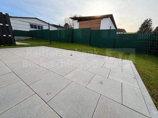 Garten, Terrasse DHH 1.JPG