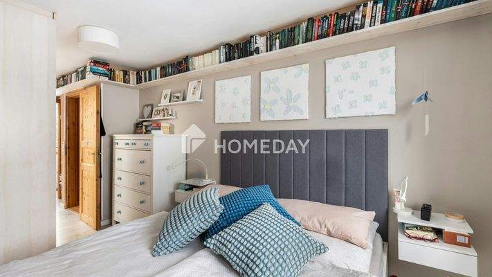 1. OG Schlafzimmer 2