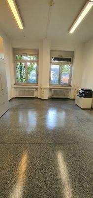 WhatsApp Image 2025-04-02 at 09.47.04 (6).jpeg