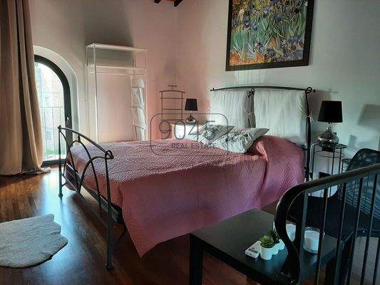 Kleine Wohnung mit Garten in einem historischen Naturstein-Bauernhaus in Vinci