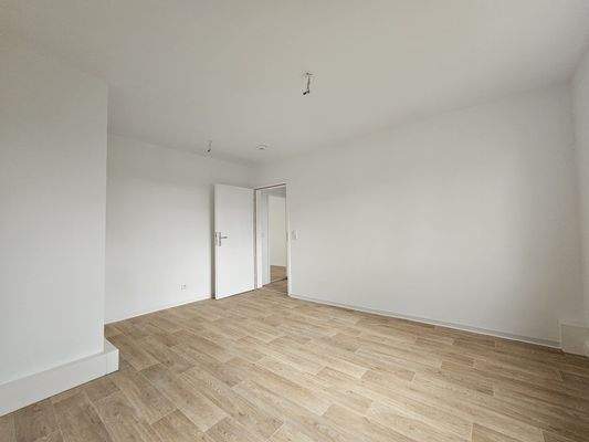 a91d3683-a6a5-42d2-bb78-dd29a2b78a4a