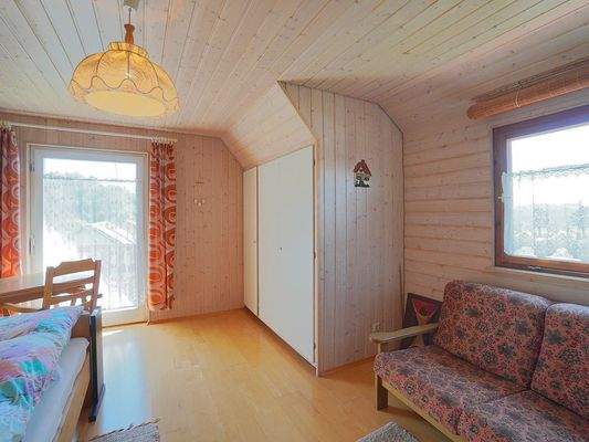 2. Kinderzimmer im 2. OG