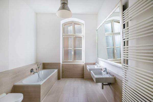 Vollausgestattetes Tageslichtbad