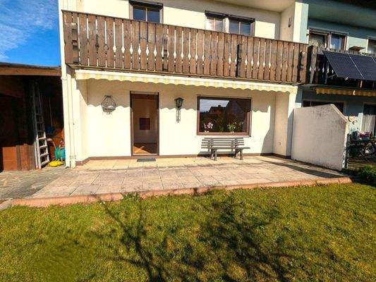 Südterrasse mit elektrischer Markise