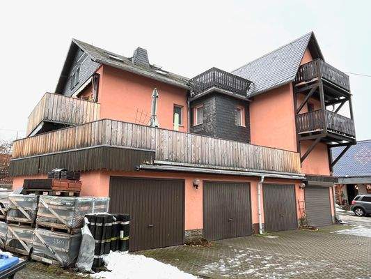 Balkone und Garagen.jpeg