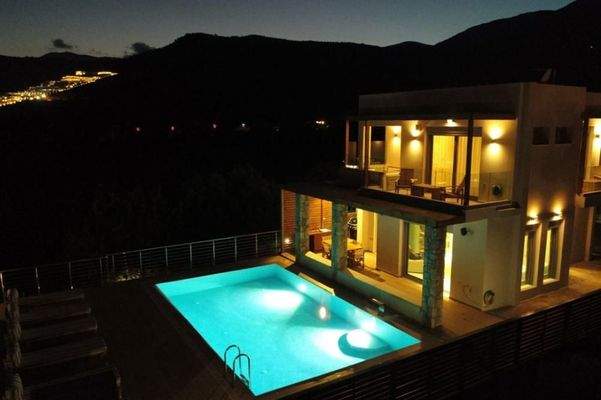 Kreta, Tsifliki: Umweltfreundliche Villa mit Pool, Garten und Whirlpool bei Elounda zu verkaufen