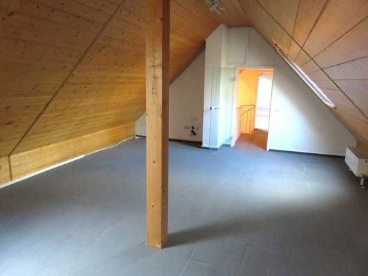Nutzfläche1 im Spitzboden
