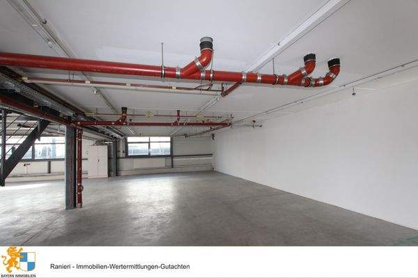 Hallen &amp; Werkstattbereich