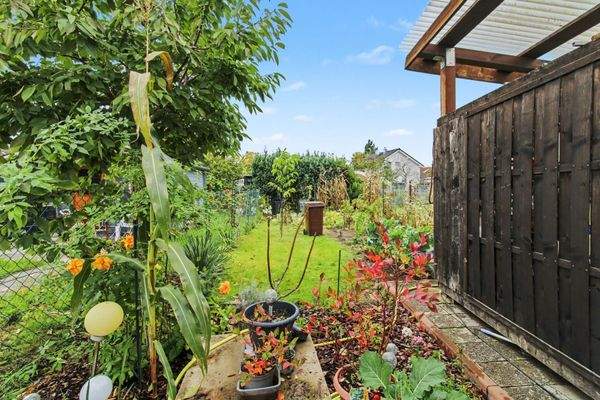 Gartenanteil Nebengebäude