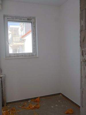 Büro/Abstellbereich  im Bau