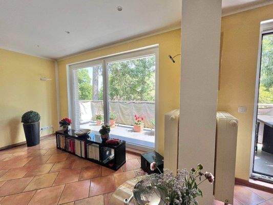 OG: Wohn-/Essbereich