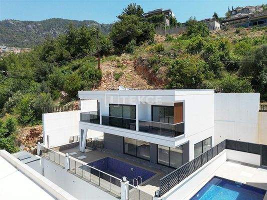 Stylish Designed Villas in Greenery in Bektaş Alanya