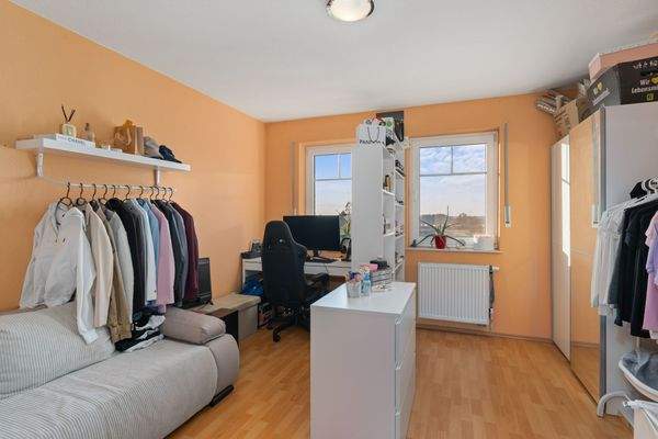 14,98 m² Schlafzimmer ohne schräge (Dachgeschoss)