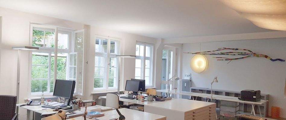 Schreibtischplätze 1