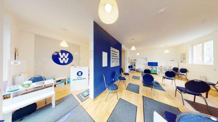 Empfangsbereich und Hauptraum