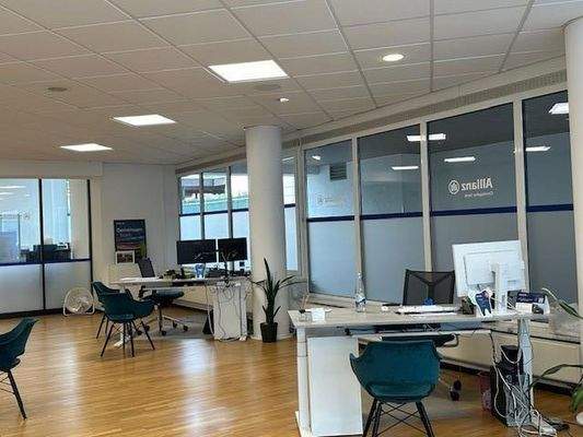 Helle, offene Bürowelten