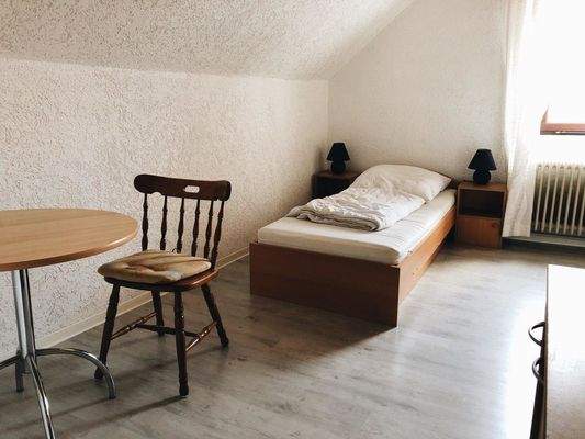 1. Schlafzimmer 2. OG