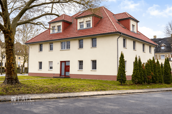 AFAAE245-2A34-459B-AB65-CD97FDFCD8A7