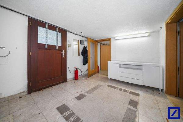 Eingangsbereich Keller