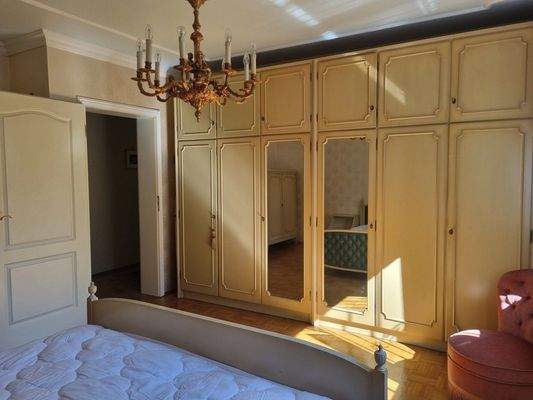 Schlafzimmer - Ansicht II