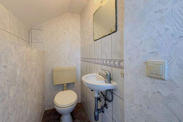 praktisches WC im Wellnessbereich