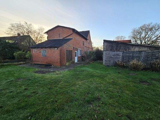 Anbau und Schuppen