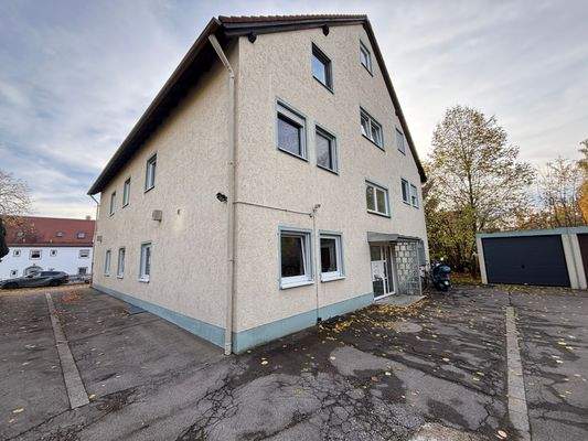 Zufahrt Haus inkl. Garage