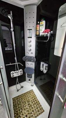 Vorderhaus_OG Bad_08.jpg