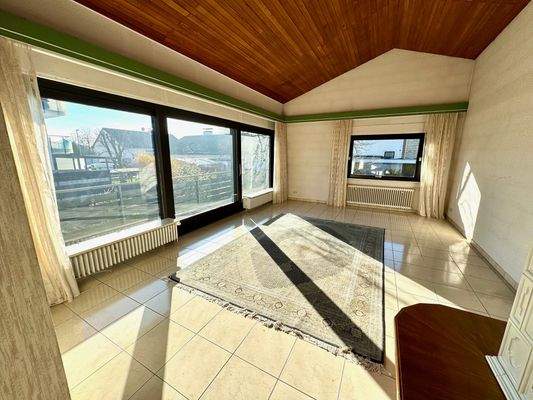 C4 Wohnzimmer Bild 1.jpg