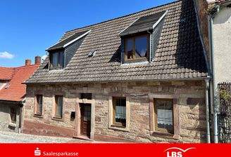 Einfamilienhaus - Straßenansicht