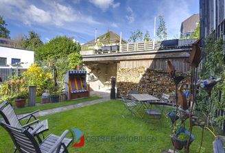 Garten mit Terrasse Bild 1