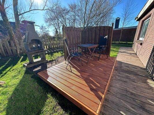 Terrasse Rückseite vom Haus