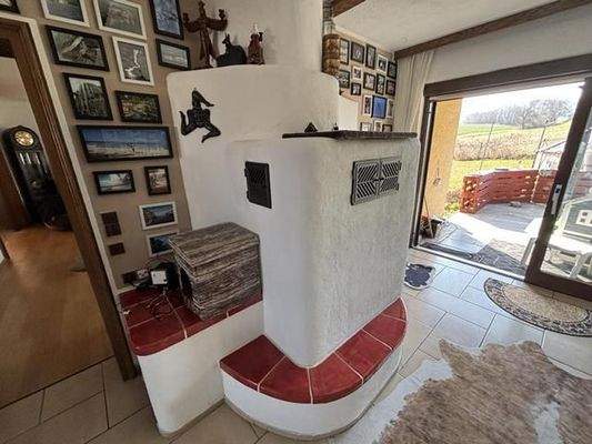 Erdgeschoss - Kachelofen