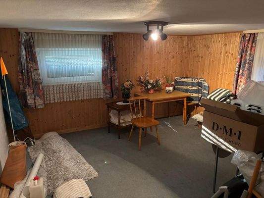 Party-/ Hobbyraum im Keller